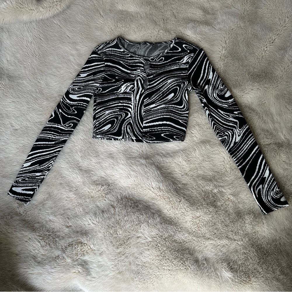 Zara Black and White Crop Top